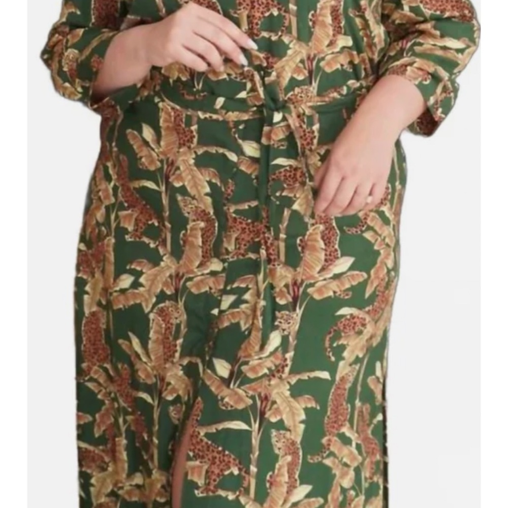 NWOT!! Escapada Living Allegra maxi shirtdress in gold cheetah palm